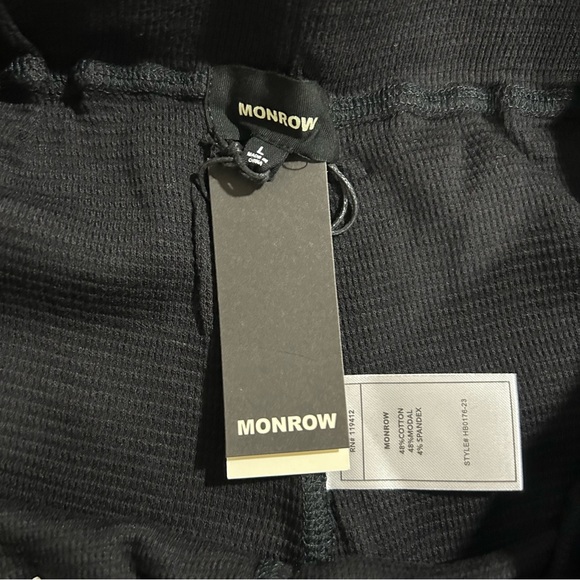 Monrow Sporty Thermal Cuff Black Sweatpants - Picture 4 of 4